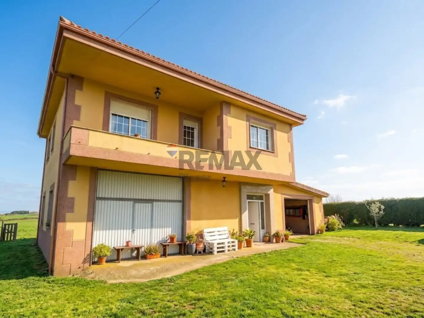 Vista exterior de Casa o chalet en venta en Lalín con Calefacción, Jardín privado y Terraza