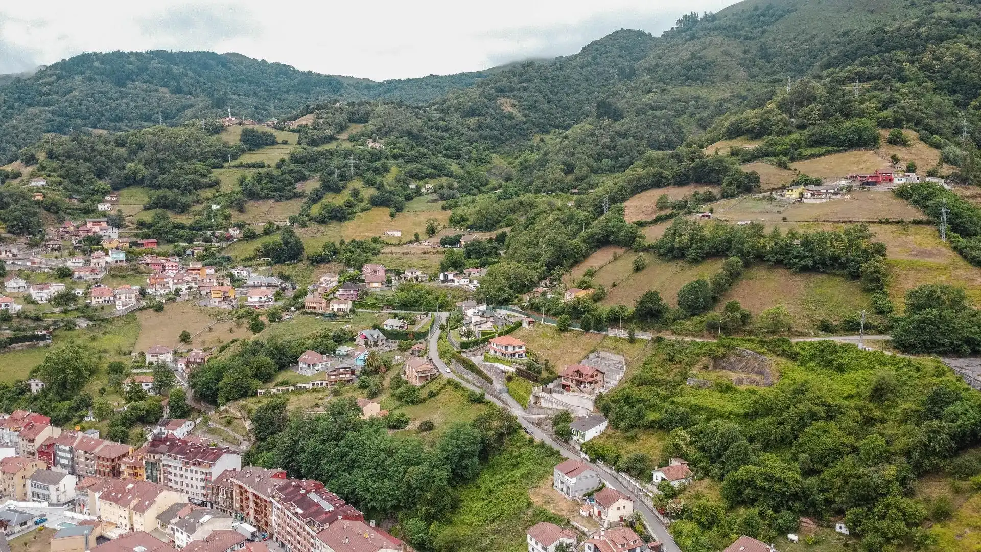 Vista exterior de Pis en venda en Aller amb Traster