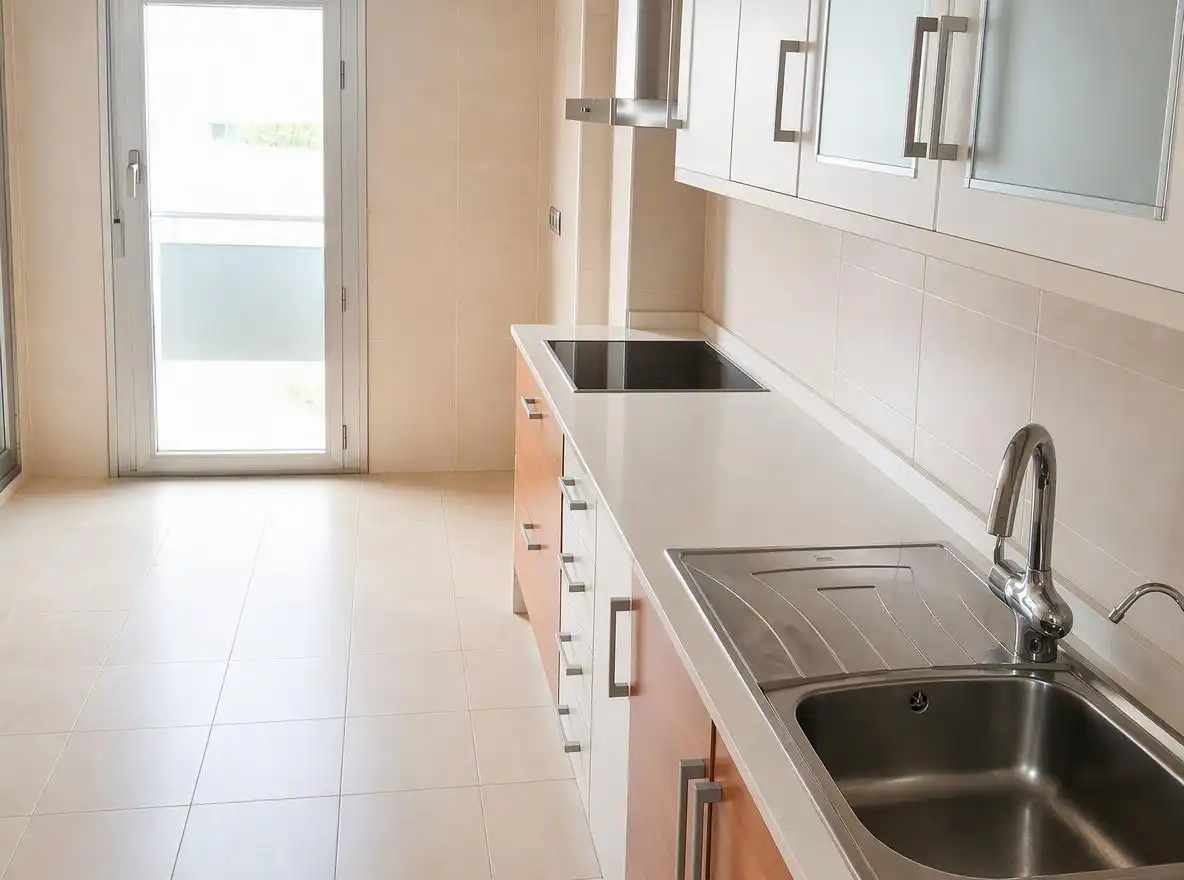 Küche von Wohnung zur Miete in Elche / Elx mit Parkett, Terrasse und Abstellraum