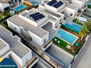 Villa con piscina in vendita a Centro