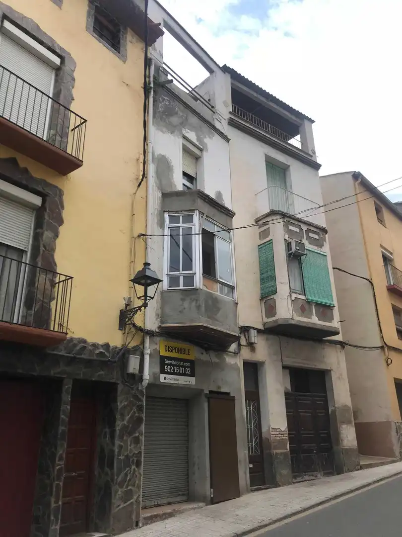 Vista exterior de Pis en venda en Móra d'Ebre