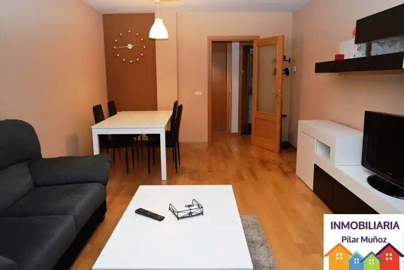 Sala de estar de Piso de alquiler en Ávila con Calefacción, Terraza y Amueblado