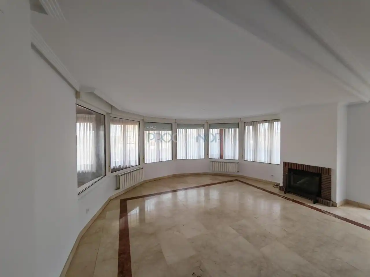 Sala de estar de Casa o chalet en venta en Sariegos con Calefacción, Jardín privado y Terraza
