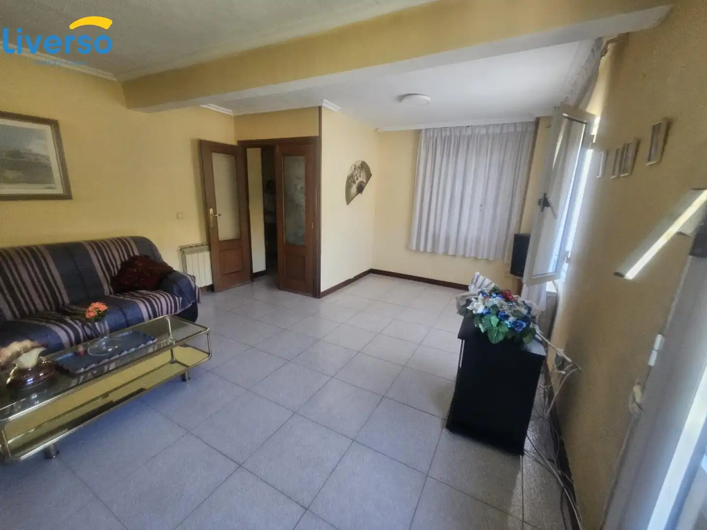 Sala de estar de Casa o chalet en venta en Burgos con Calefacción y Trastero