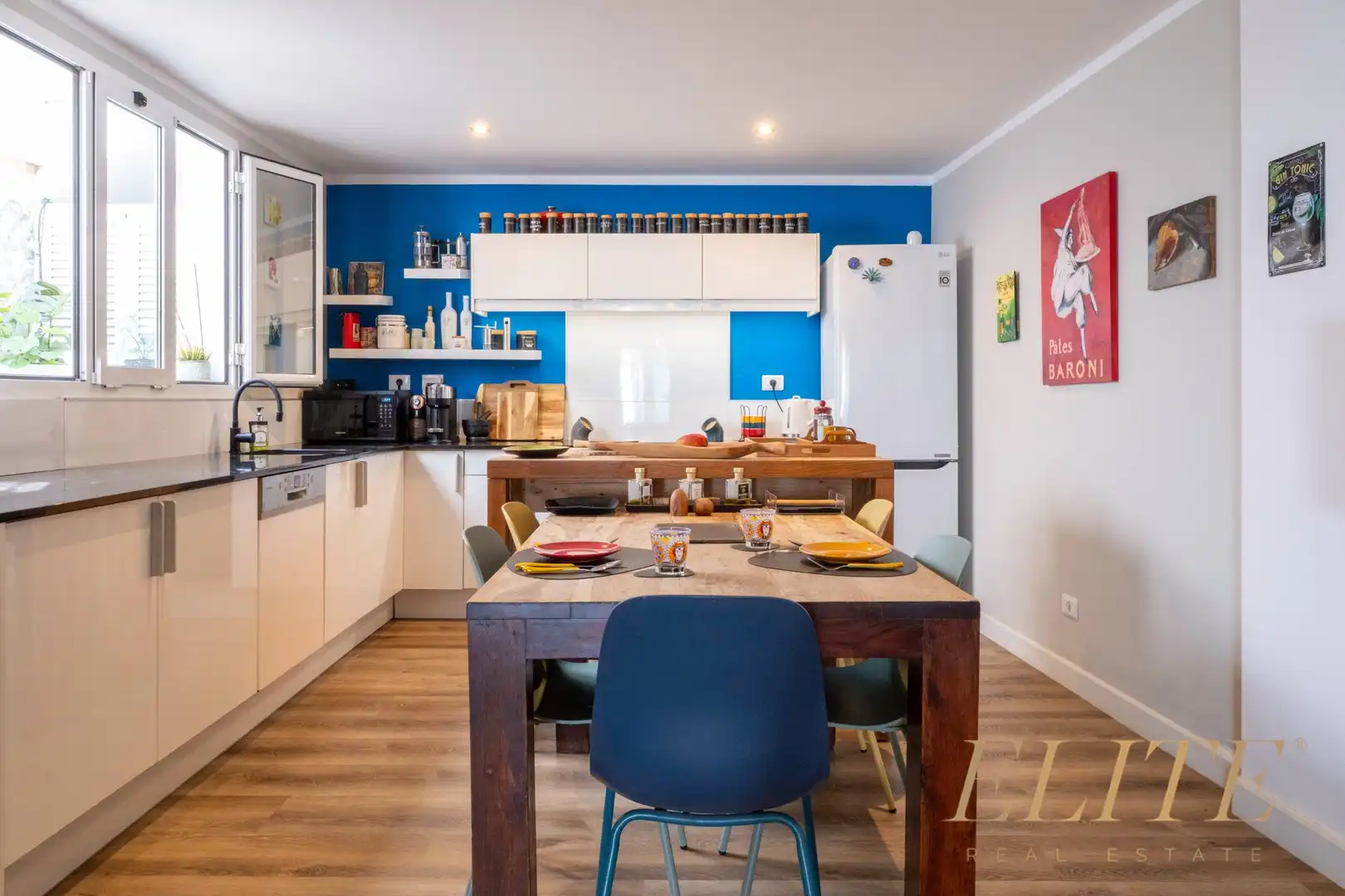 Küche von Einfamilien-Reihenhaus zum Verkauf in Mogán mit Klimaanlage, Heizung und Terrasse