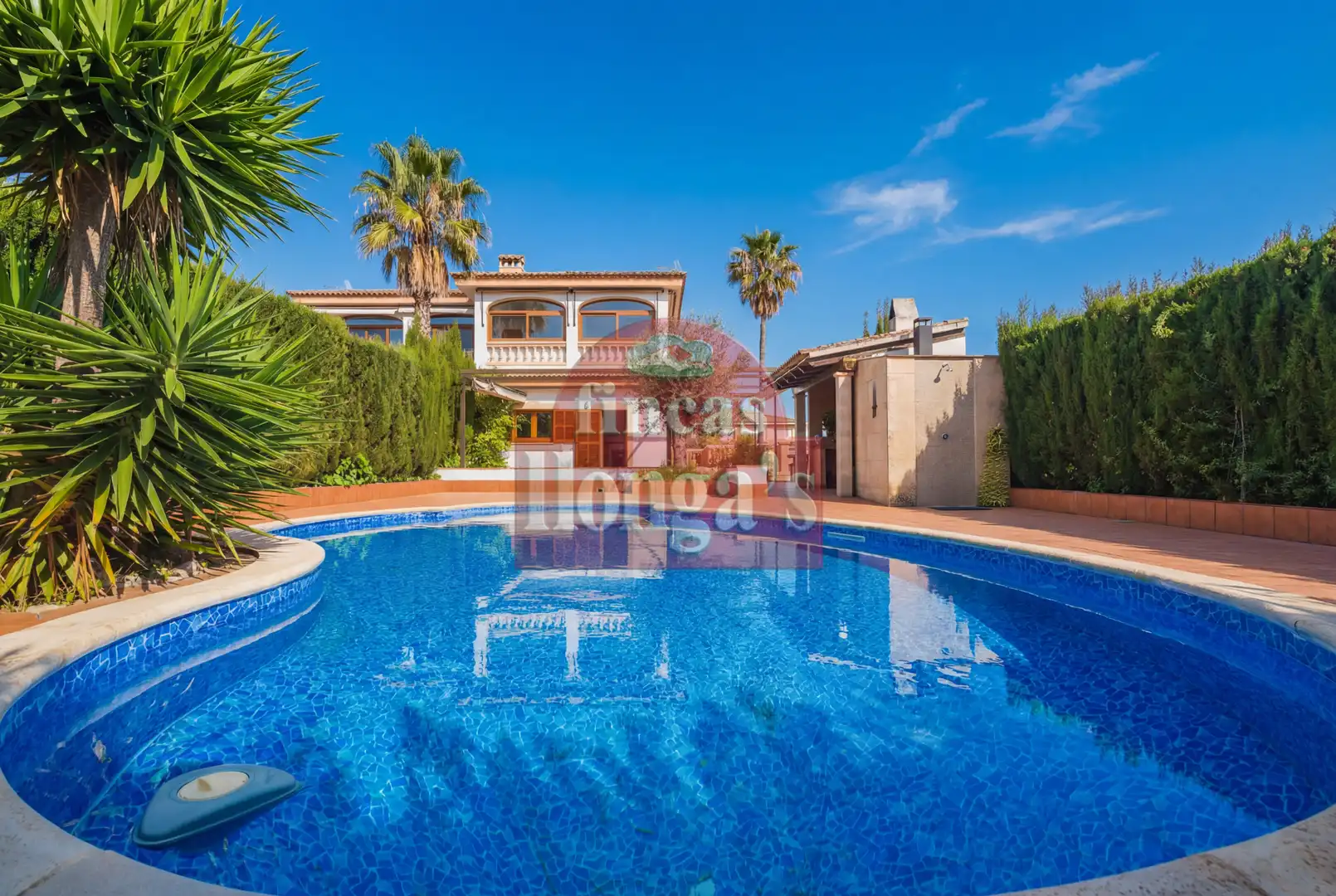 Vista exterior de Casa o xalet en venda en Marratxí amb Aire condicionat, Jardí privat i Terrassa
