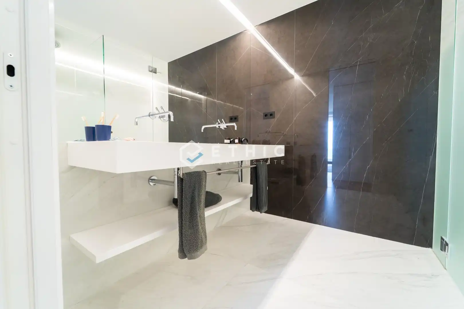 Flat with terrace for sale in Sant Martí, imagen 23