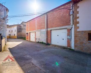 Vista exterior de Casa adosada en venda en Mendaza amb Traster