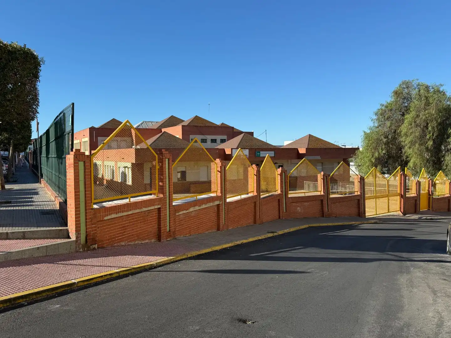 Vista exterior de Casa adosada en venta en Aljaraque con Terraza