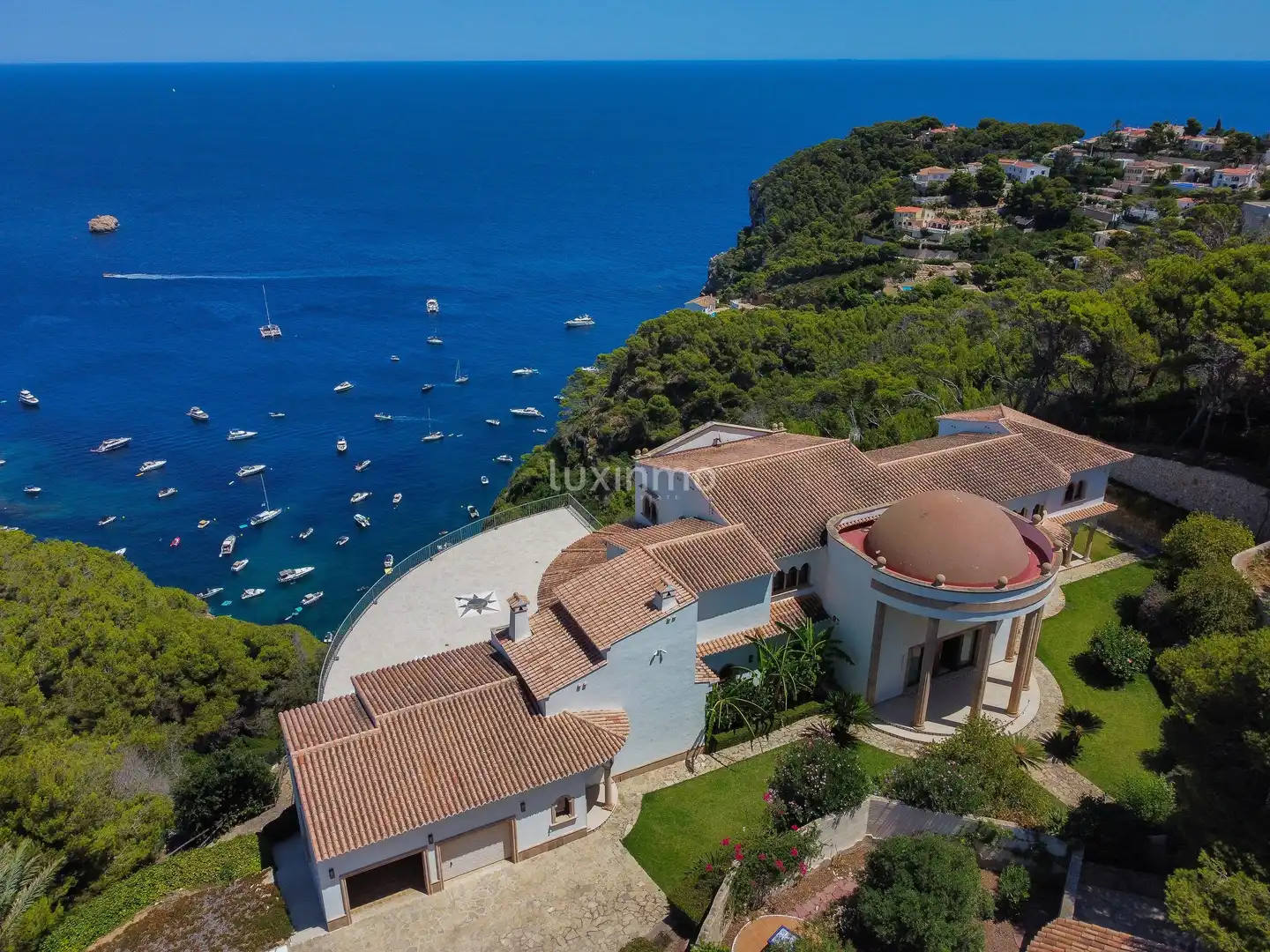 Vista exterior de Casa o xalet en venda en Jávea / Xàbia amb Aire condicionat, Jardí privat i Terrassa