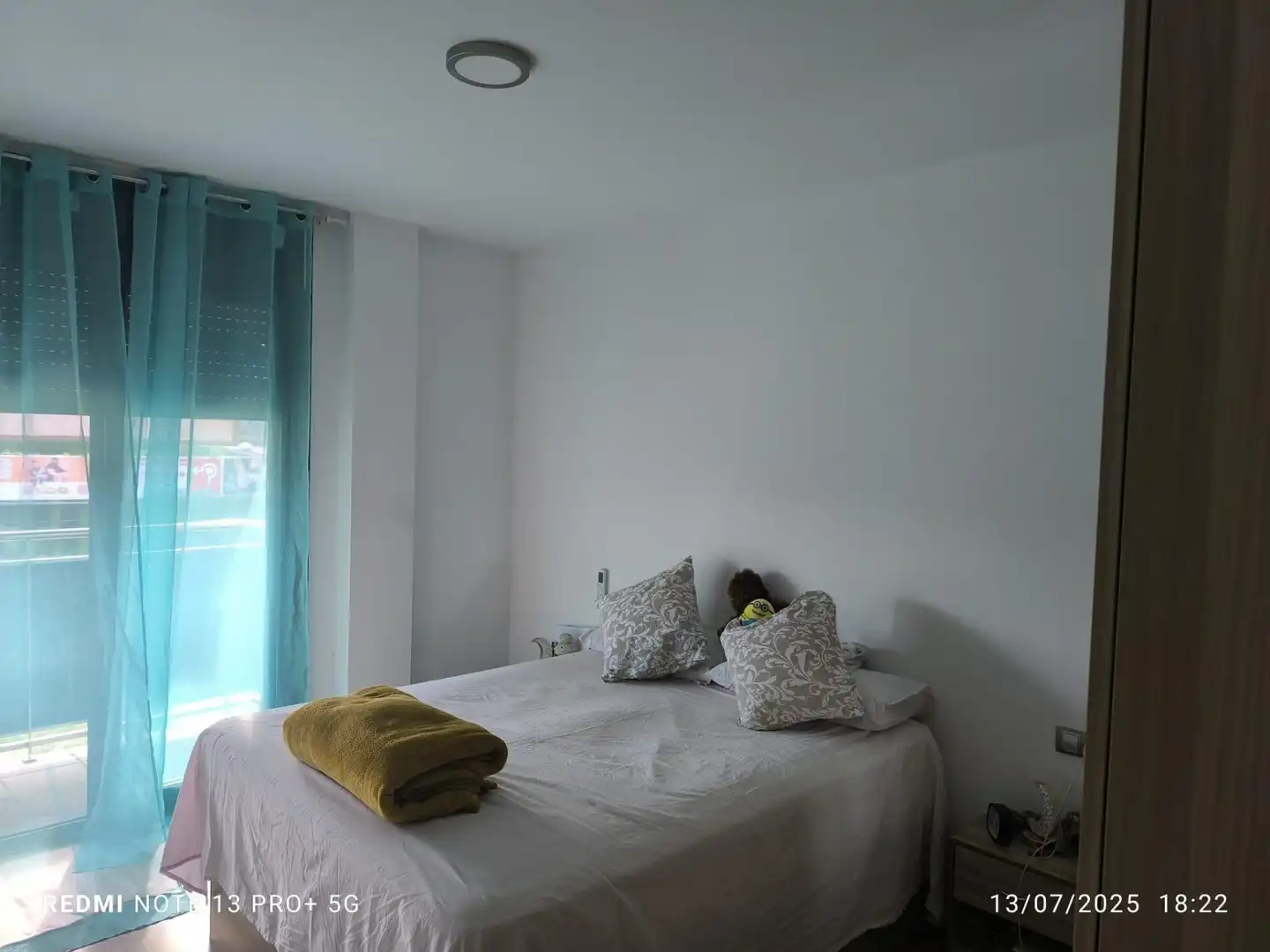 Habitación de Dúplex en venta en Pineda de Mar con Terraza y Balcón