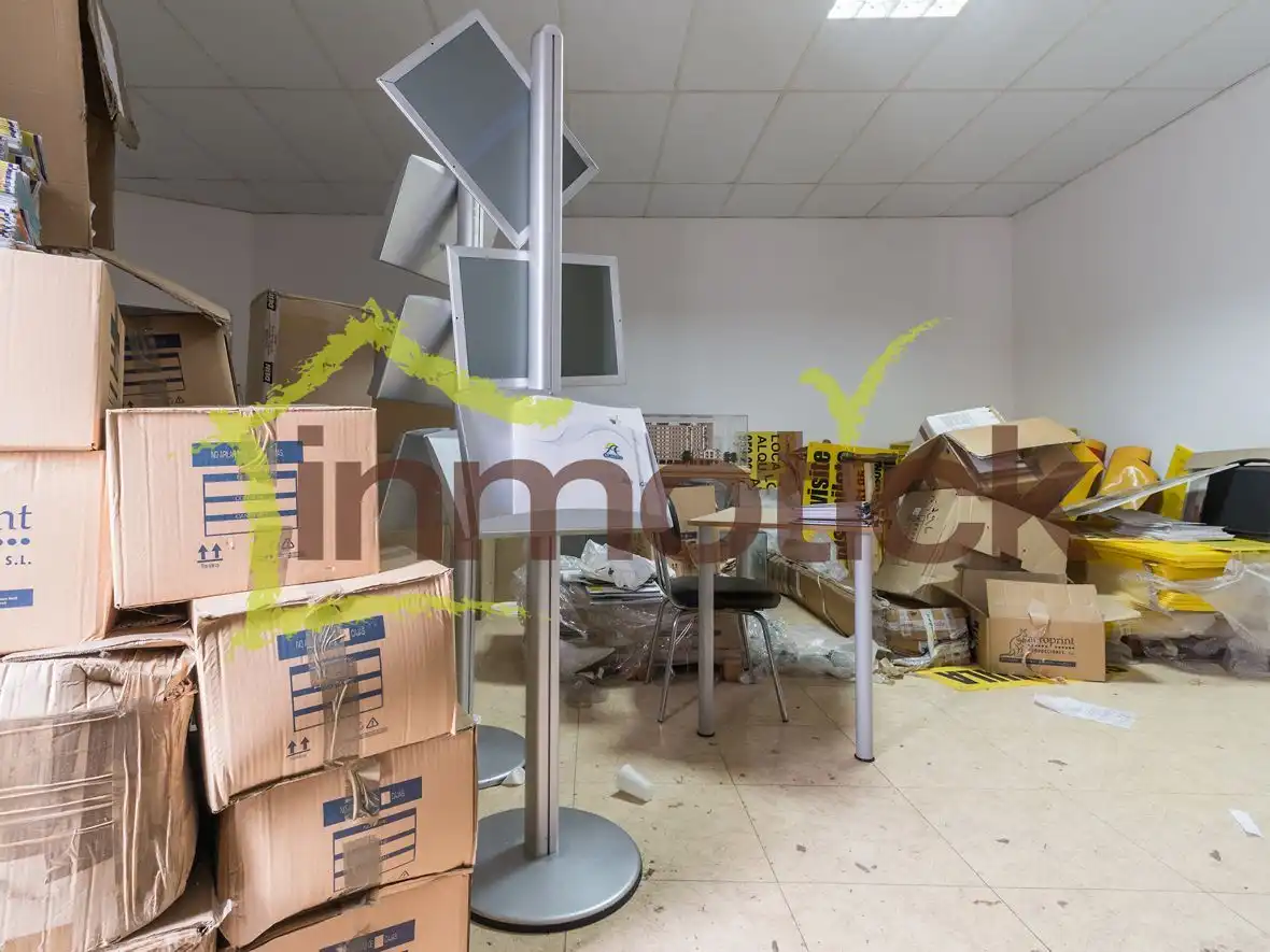 Local comercial en venda a Las Torres - Guadalupe, imagen 13