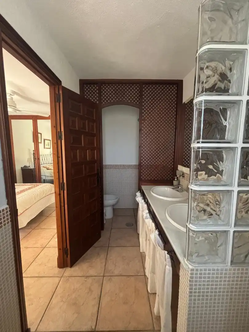 Bathroom of Houses for sale in Zahara de los Atunes  with Private garden, Terrace and Furnished
