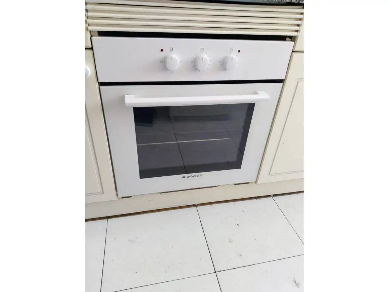 Kitchen of Flat for rent in Burgos  with Heating, Parquet flooring and Furnished