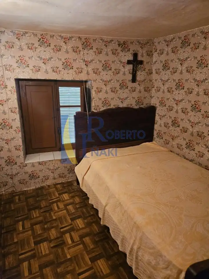 Dormitori de Casa o xalet en venda en Villabraz amb Jardí privat