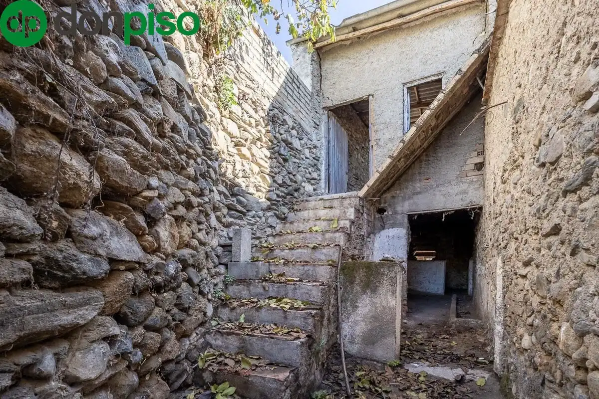 Vista exterior de Casa o chalet en venta en Monachil con Trastero y Balcón
