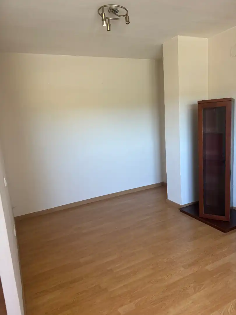 Habitación de Planta baja en venta en Òdena con Calefacción, Parquet y Amueblado