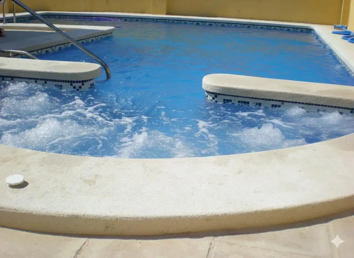 Piscina de Casa o chalet en venta en Murcia con Aire acondicionado, Calefacción y Jardín privado