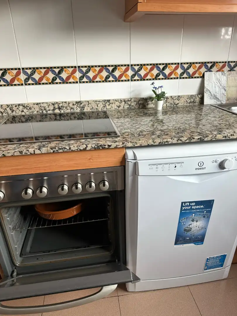 Dachboden zur Miete in Avinguda de França, Penya - Roja - Avda. Francia