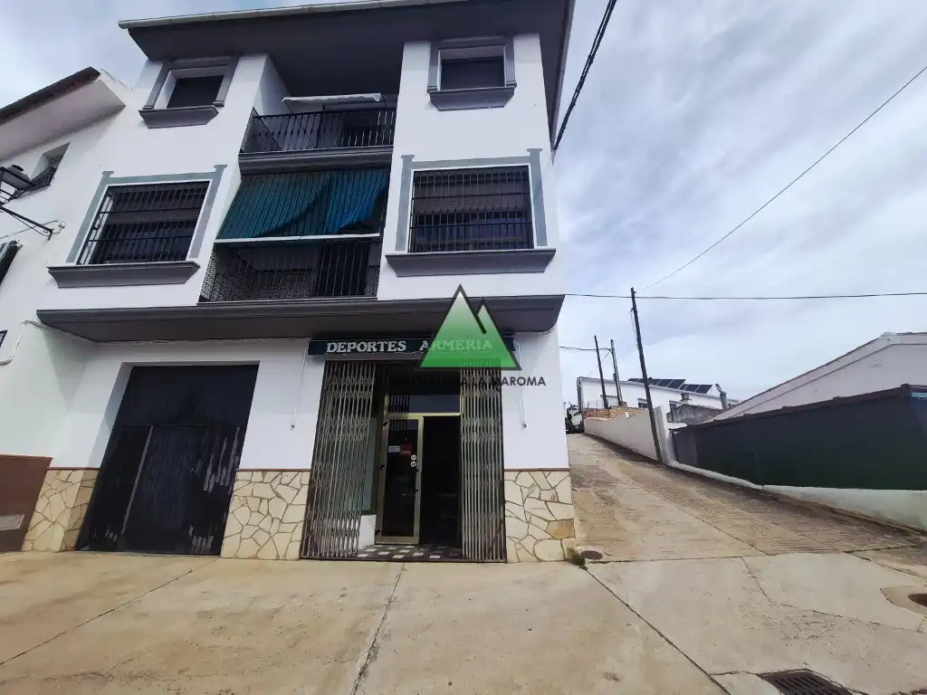 Vista exterior de Edificio en venta en Villanueva de Tapia