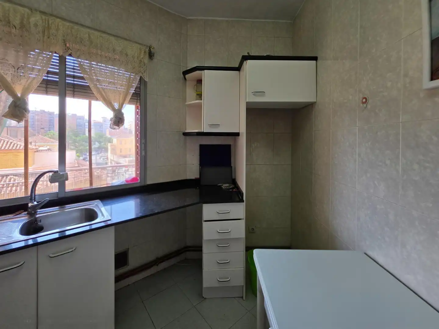 Kitchen of Flat for sale in Lleida  with Air Conditioner, Heating and Storage room