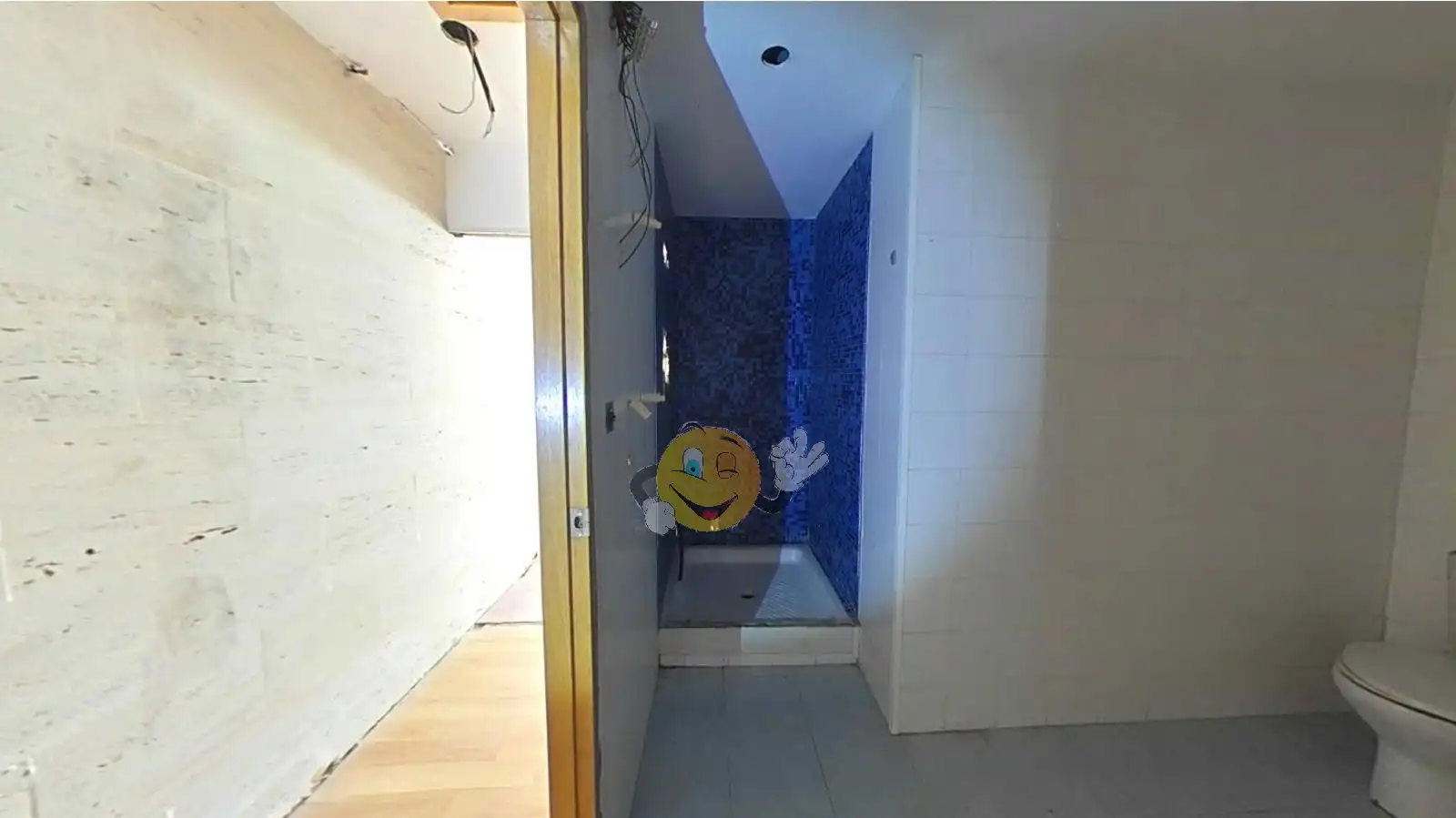 Bathroom of Flat for sale in Terrassa  with Parquet flooring