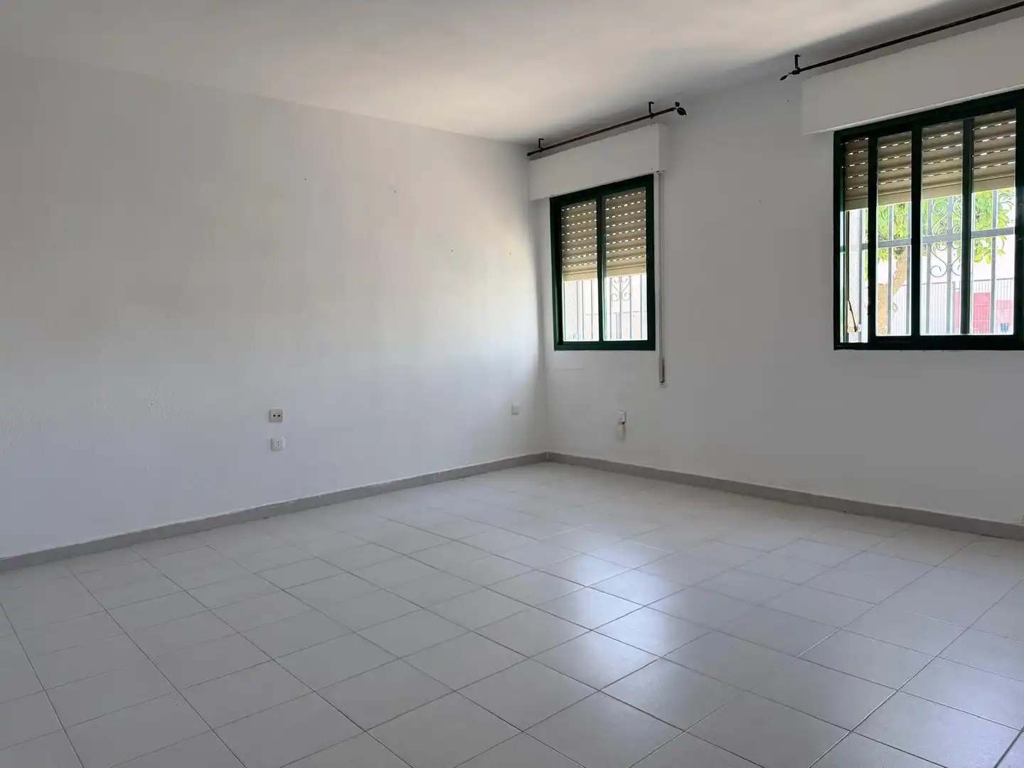 Bedroom of Houses for sale in Valdelacalzada