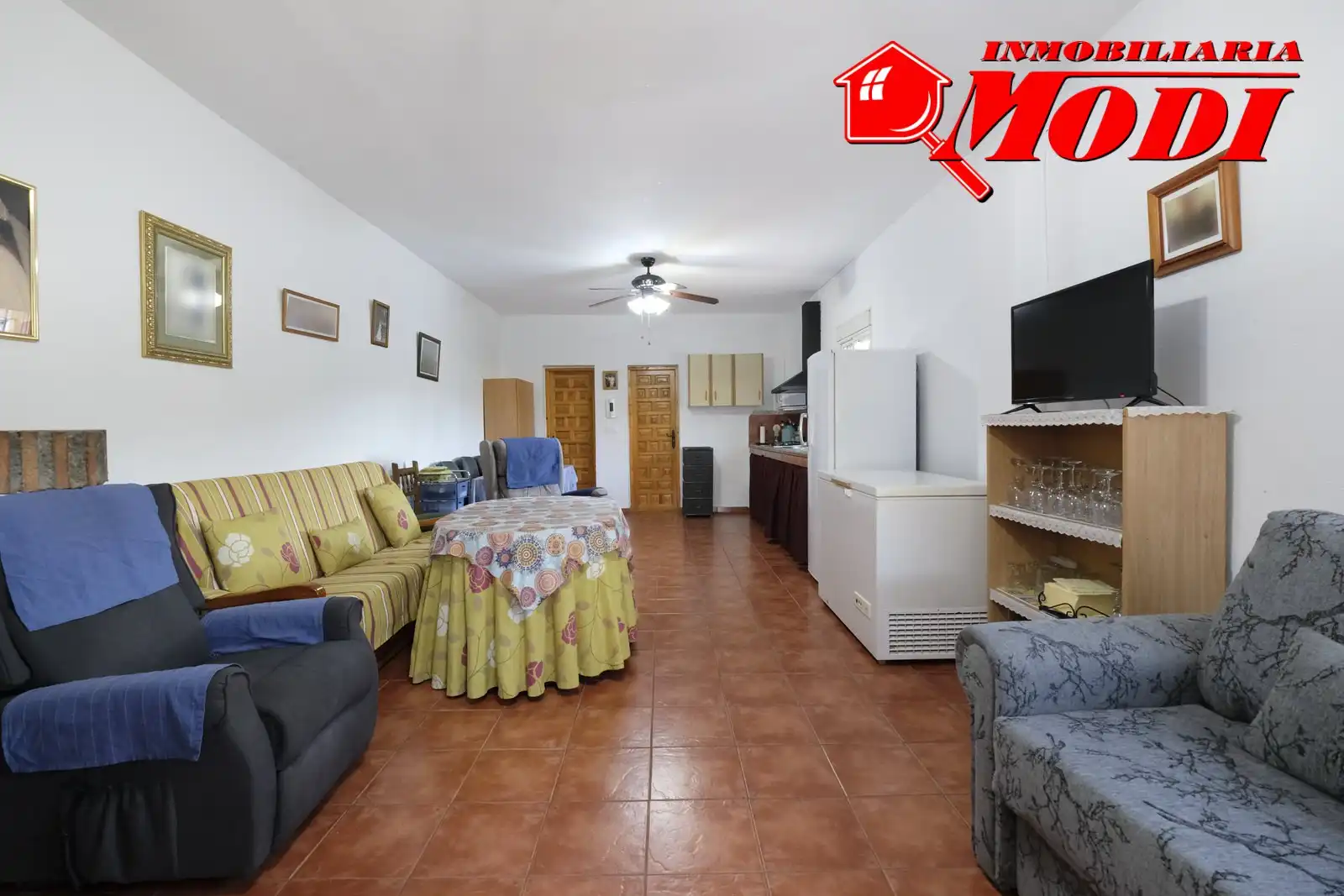 Casa rústica amb jardí en venda a Villamena, imagen 2