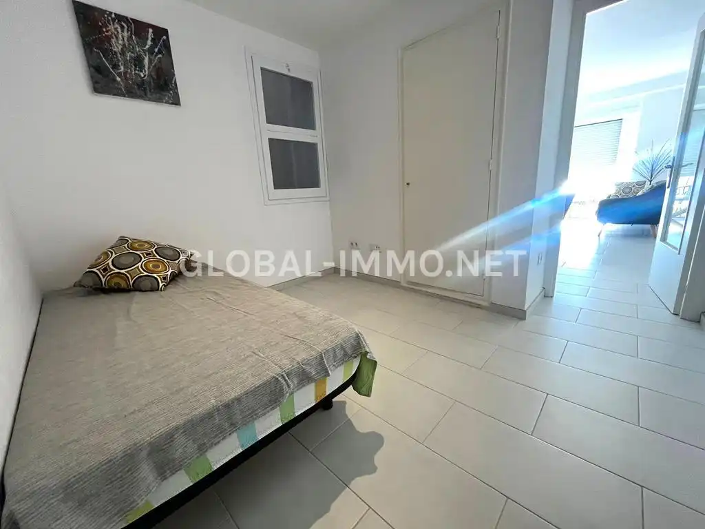 Apartment with lift for sale in Avinguda de Rhode, imagen 10