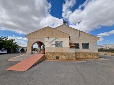 Villa in vendita a Crevillent