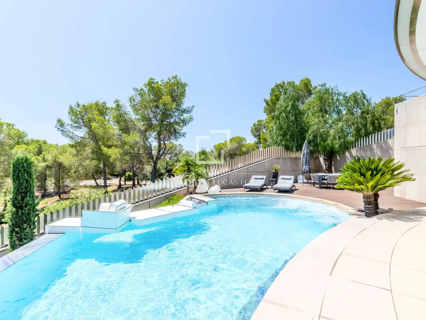 Piscina de Casa o xalet en venda en Sitges amb Aire condicionat, Calefacció i Terrassa