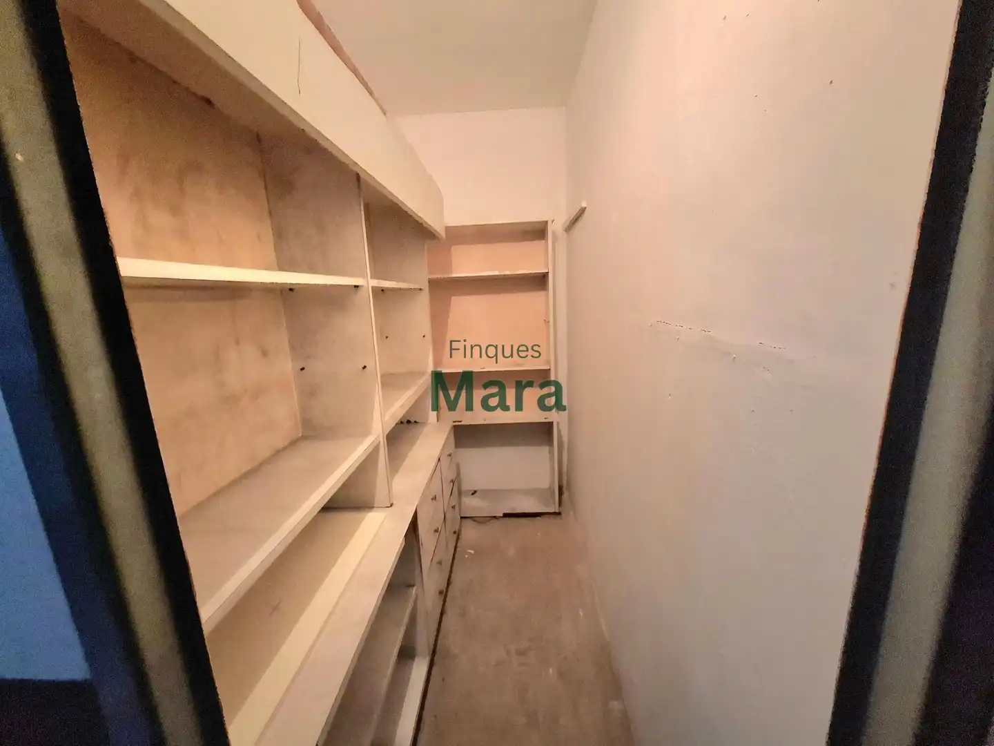 Garaje en venta en Sant Boi de Llobregat
