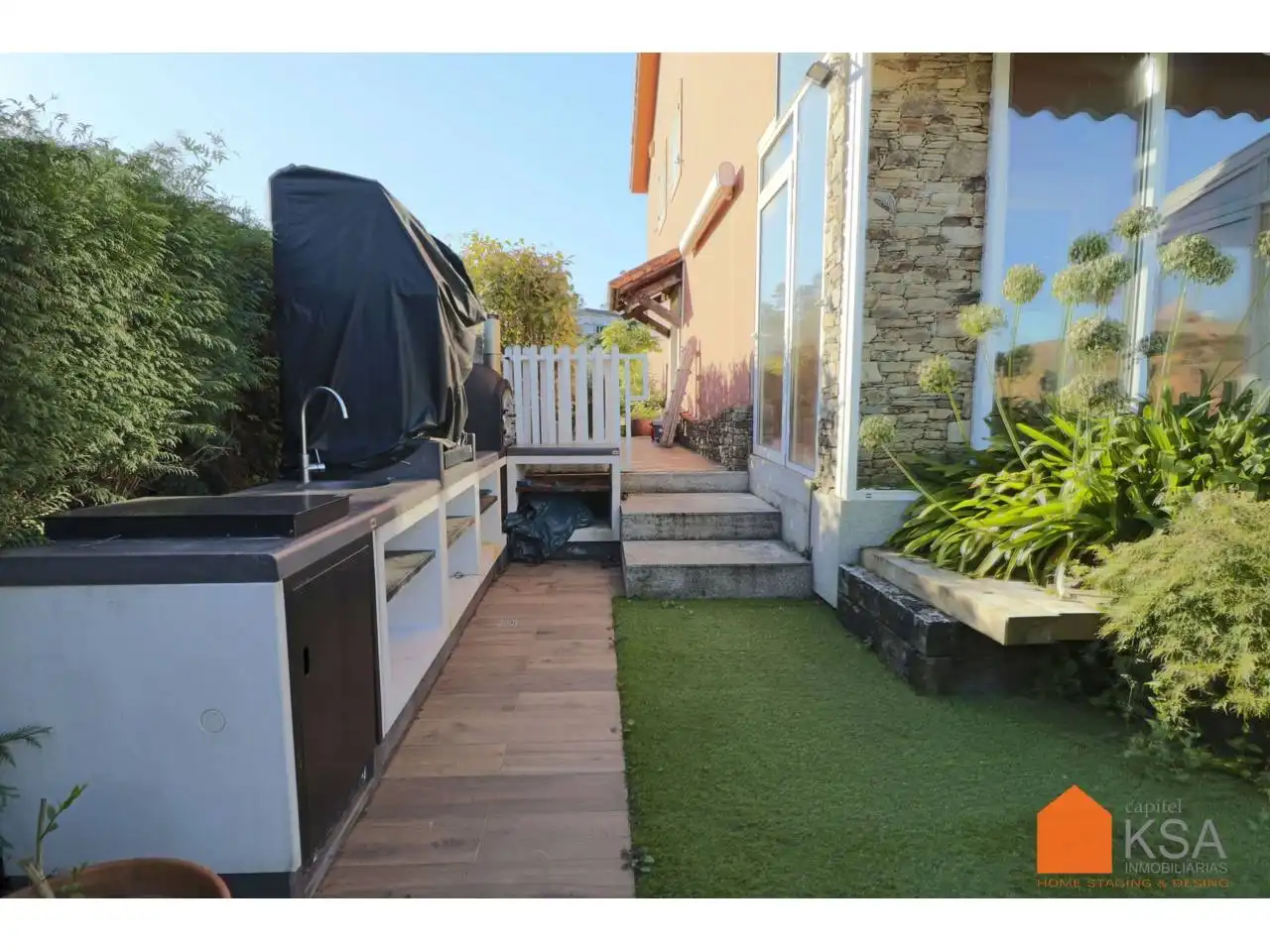 Houses for sale in Calle Piñeiro de Villestro, Parroquias de Santiago