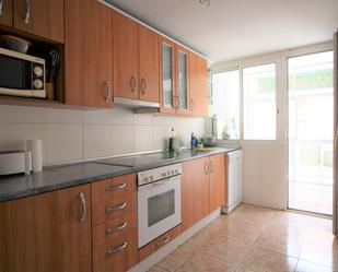 Kitchen of Flat for sale in  Zaragoza Capital  with Heating, Parquet flooring and Terrace