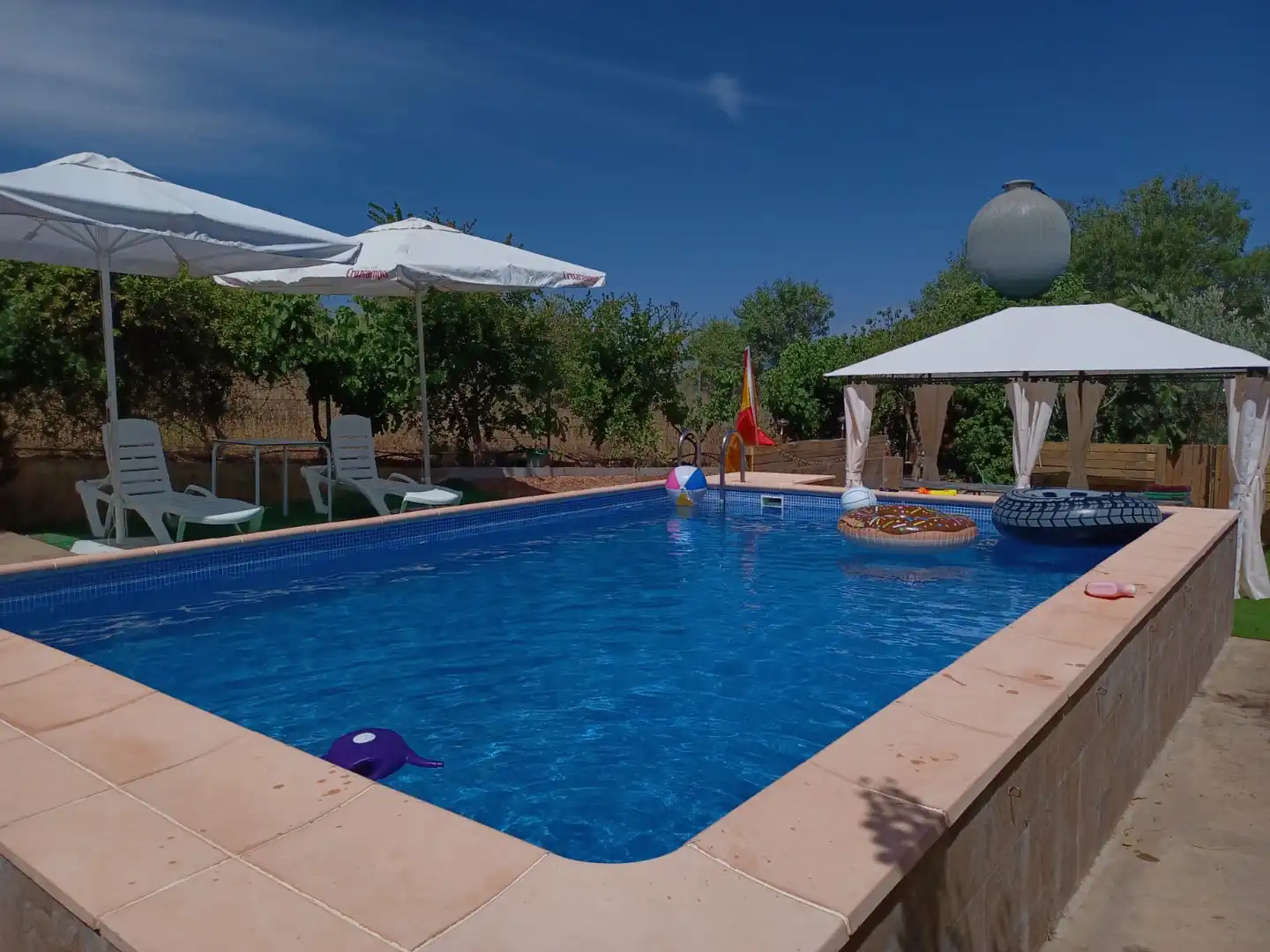 Xalet amb piscina en venda a EX-337
