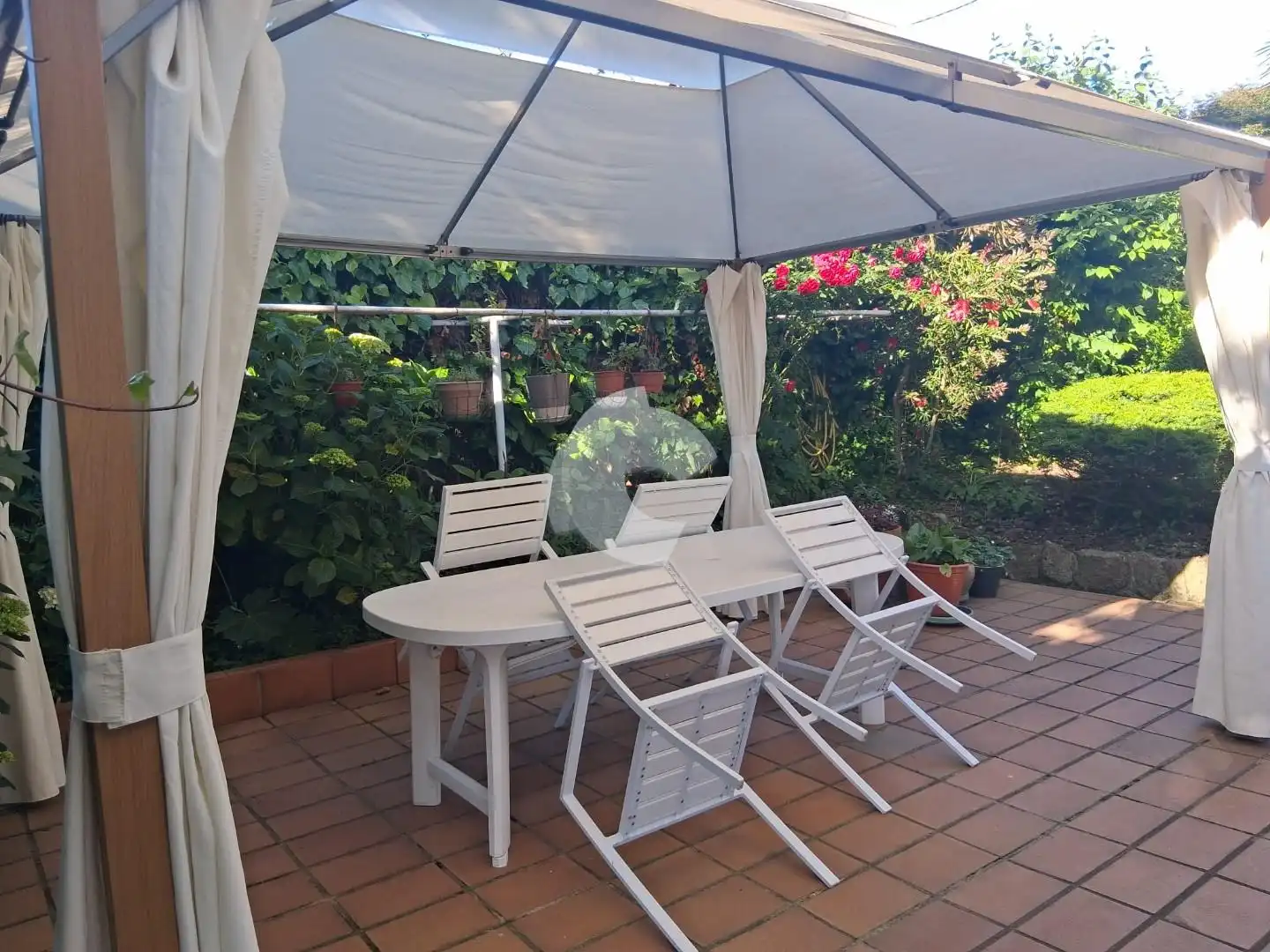 Terraza de Casa o chalet en venta en Vigo  con Calefacción, Jardín privado y Piscina