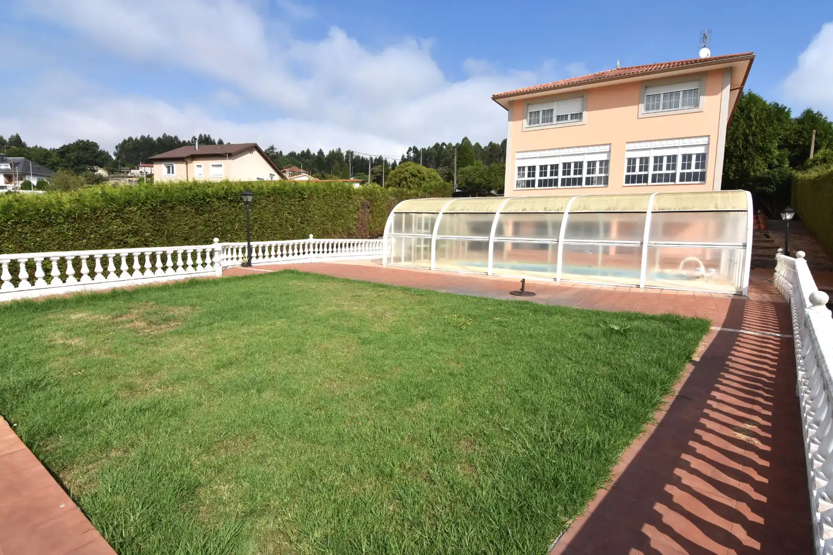 Jardín de Casa o chalet en venta en Bergondo con Calefacción, Jardín privado y Parquet