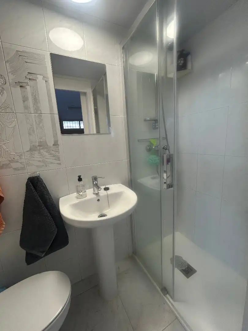 Bany de Casa adosada en venda en Alhaurín de la Torre amb Aire condicionat, Jardí privat i Terrassa