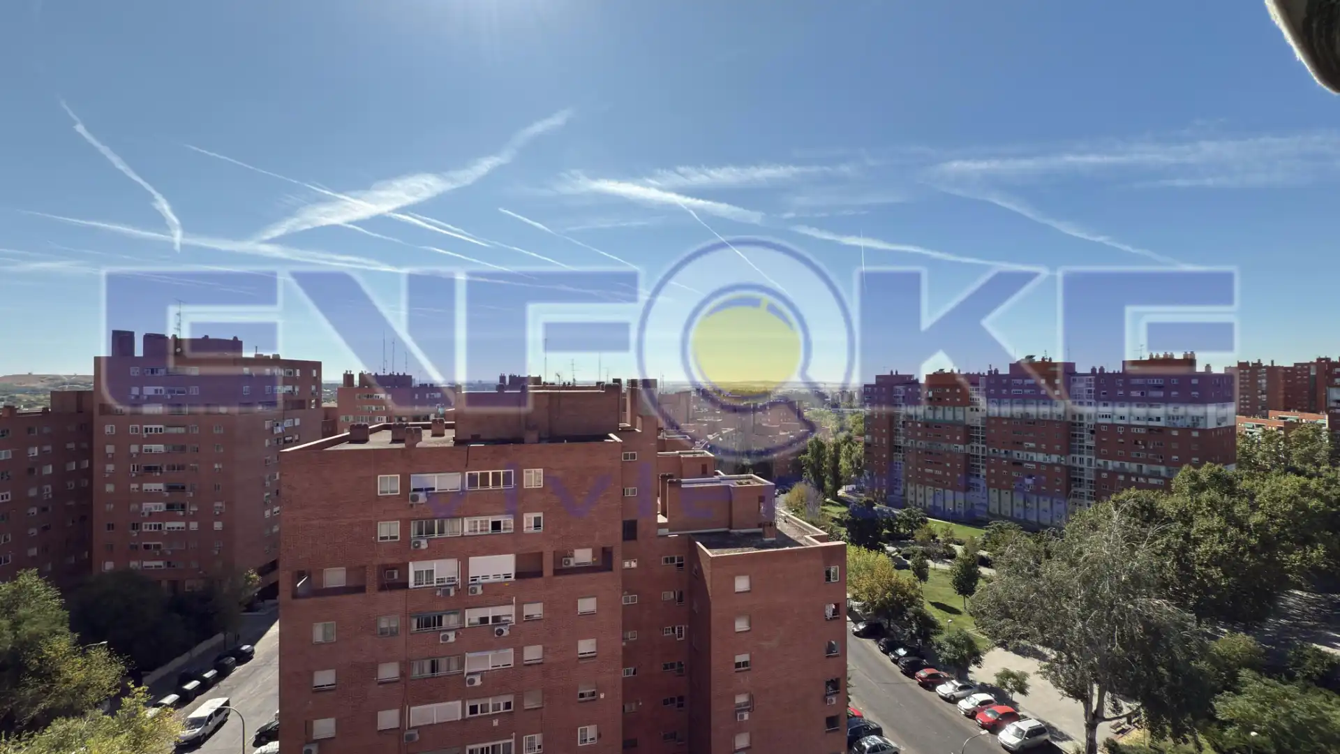 Vista exterior de Piso en venta en Madrid con Calefacción y Terraza