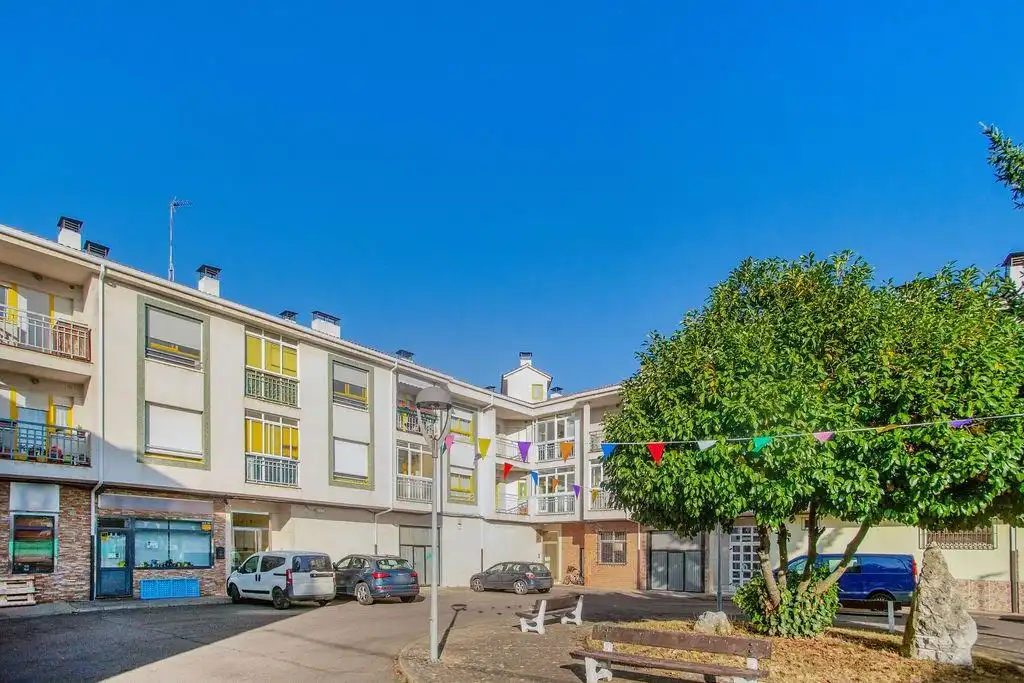 Piso en venta en Matallana de Torío