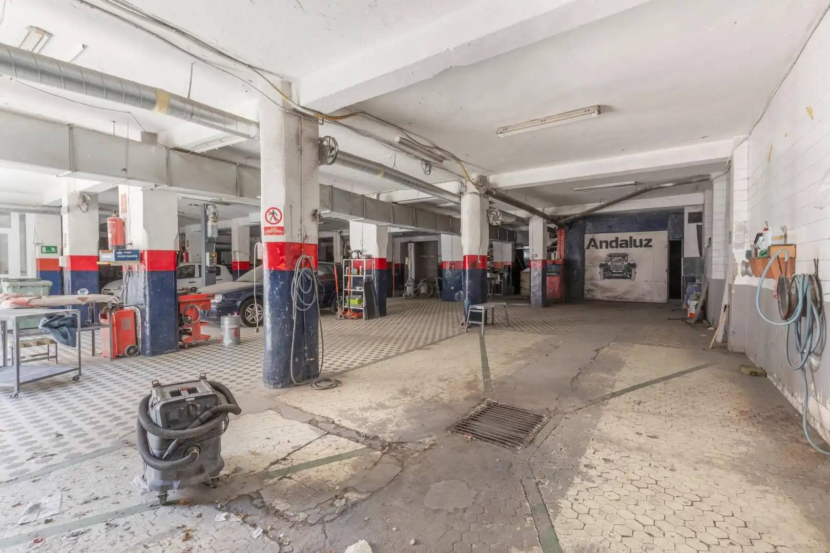 Business premises for sale in Calle Ribera del Violón 2