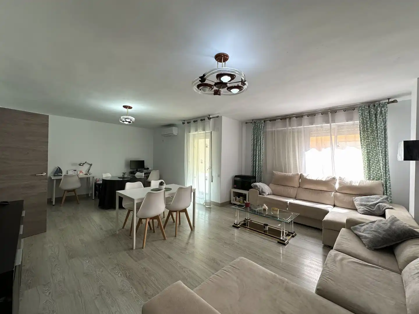 Sala de estar de Piso en venta en Ontinyent con Aire acondicionado, Calefacción y Trastero