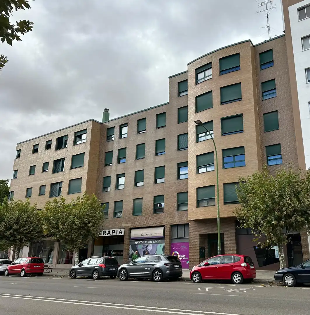 Vista exterior de Apartamento en venta en Burgos con Calefacción, Terraza y Trastero