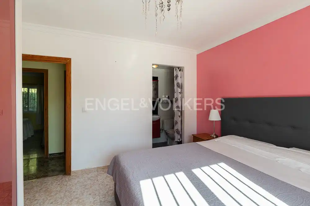 Habitación de Casa o chalet de alquiler en Turís con Aire acondicionado, Calefacción y Jardín privado