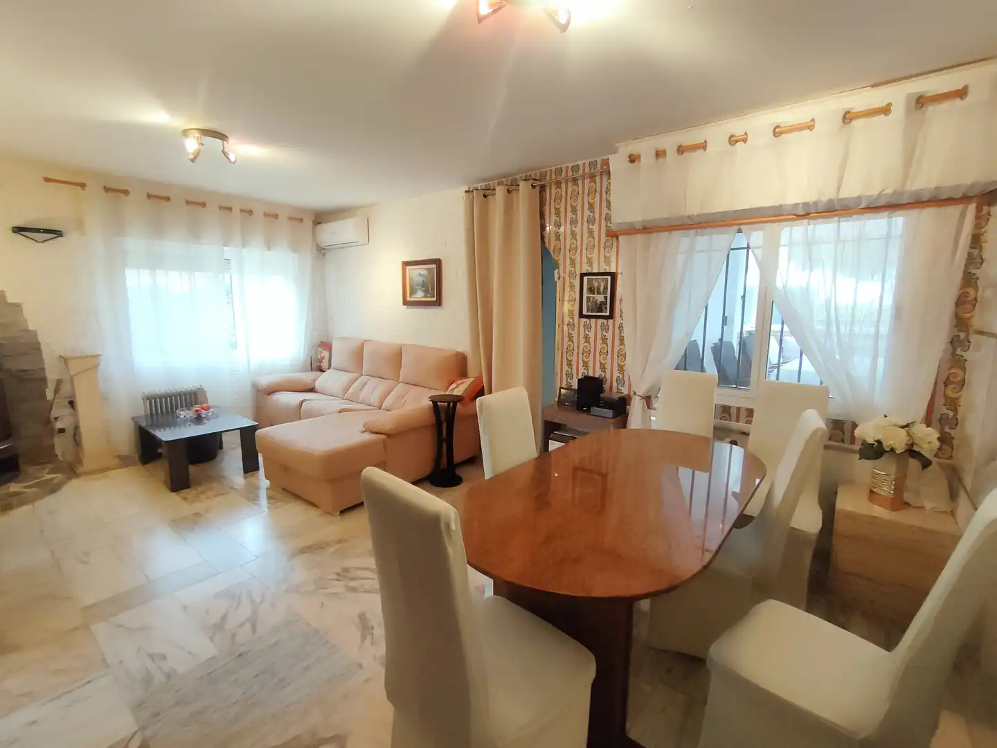 Villa mit Pool zum Verkauf in Montroi / Montroy, imagen 26