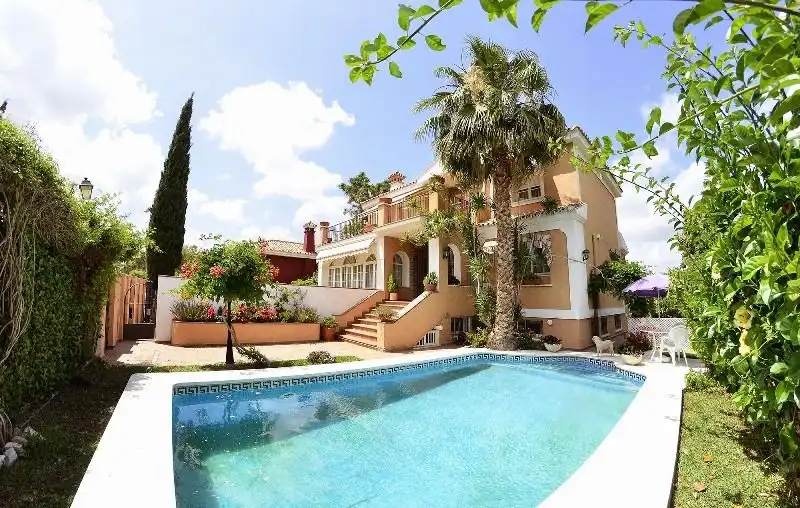 Jardí de Casa o xalet en venda en Alhaurín de la Torre amb Aire condicionat, Calefacció i Jardí privat