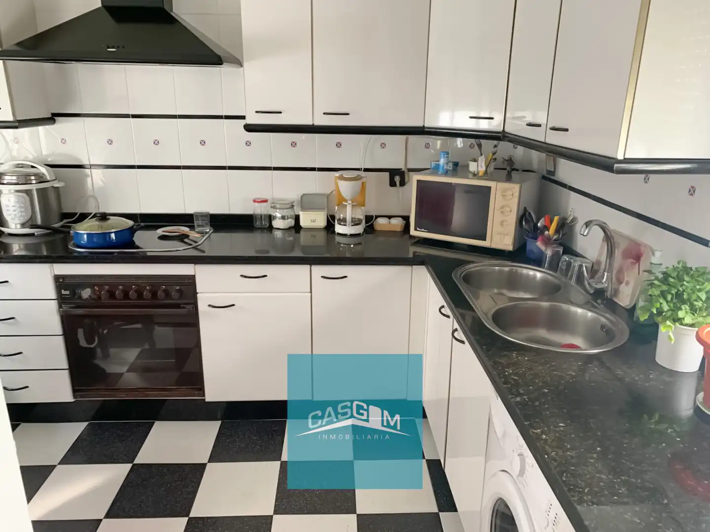 Cocina de Piso en venta en Huelva con Aire acondicionado, Amueblado y Horno