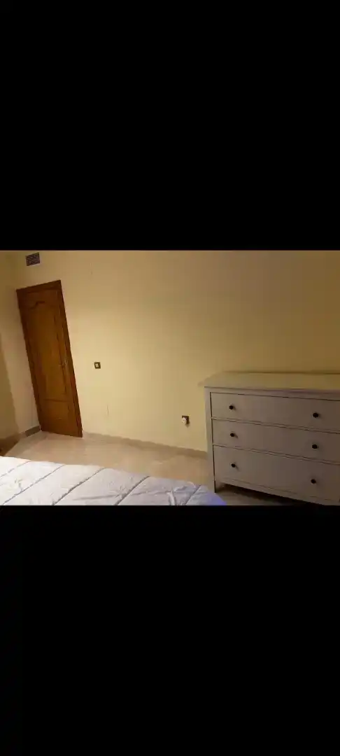 Dormitori de Apartament per a compartir en Benahavís amb Aire condicionat, Moblat i Forn