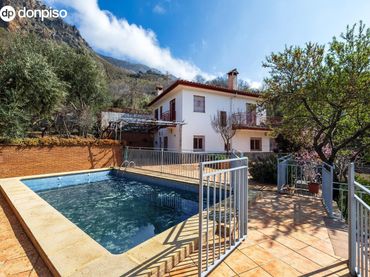 Villa avec balcon à vendre à Urbanizacion Arroyo DE LA GREA