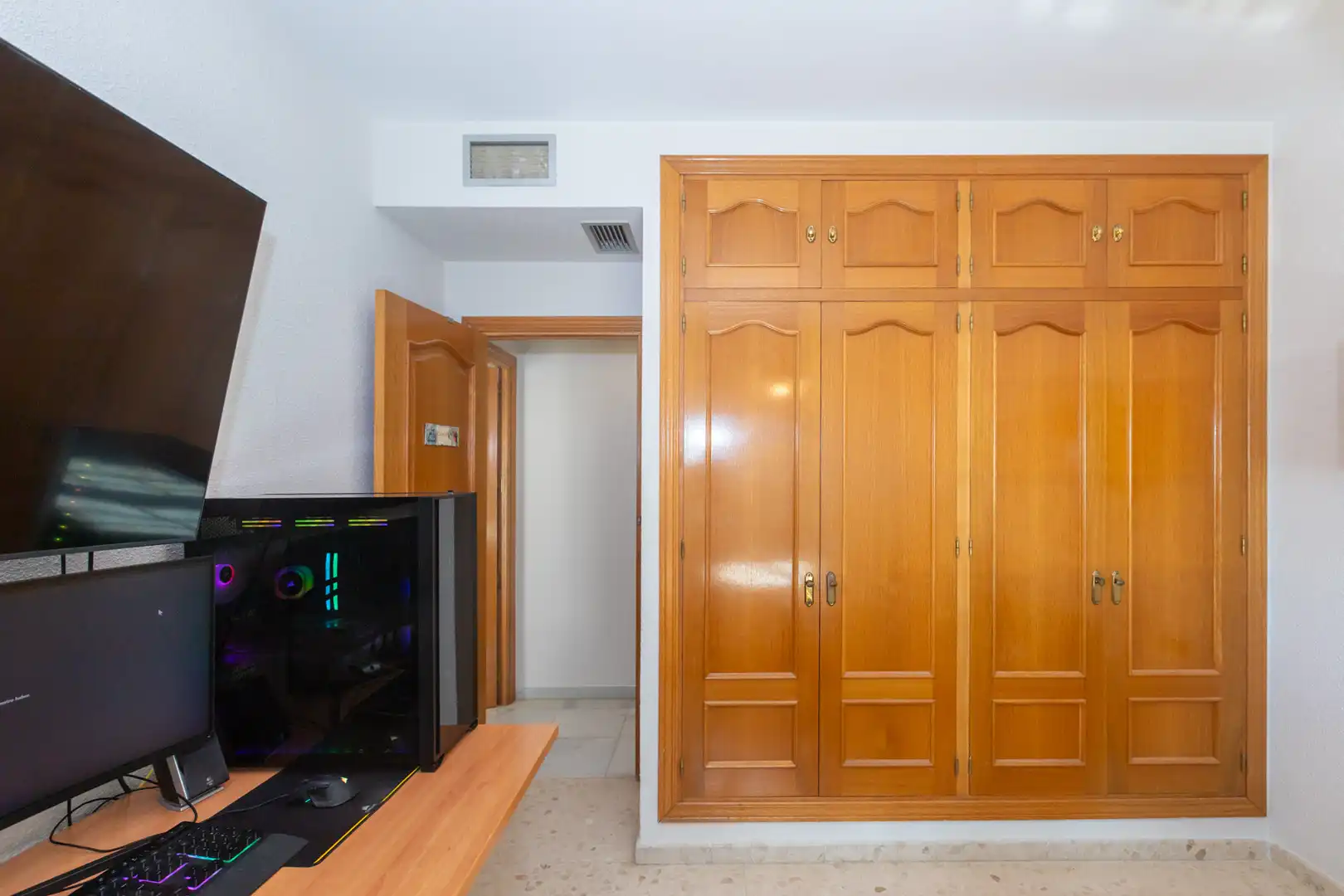Houses for sale in Málaga  with Air Conditioner, Private garden and Terrace